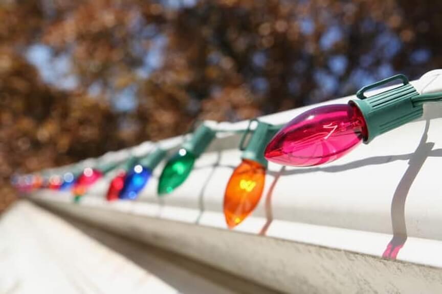 A picture of a house with beautiful, safely installed holiday lights